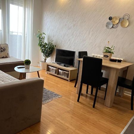 Delete 4 Apartment Белград Екстериор снимка