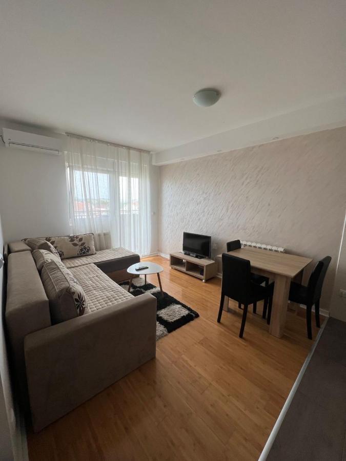 Delete 4 Apartment Белград Екстериор снимка
