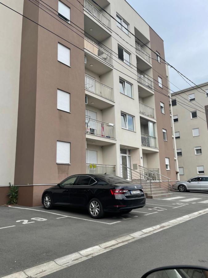 Delete 4 Apartment Белград Екстериор снимка
